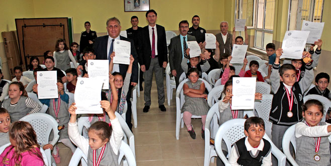 Ravza’ya Yenişehirli öğrencilerden destek