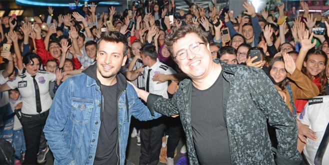 Yeni filmlerinin galası için Bursa’ya geldiler