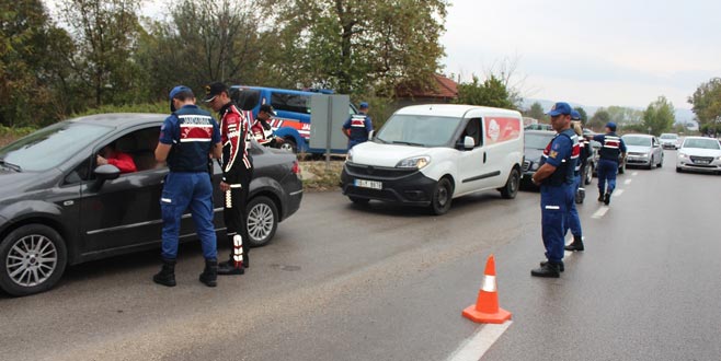 Jandarmadan emniyet kemeri uygulaması