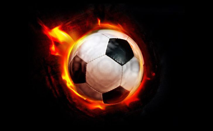 İtalyanlar'ın ünlü golcüsü Antonio Cassano, emekli olmaya doyamadı. Daha önce