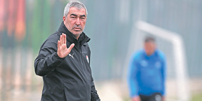 Neden gol atamıyoruz? Neden gol atamıyoruz?