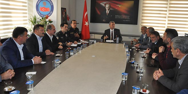 ‘Suçla mücadelede muhtarlara önemli görev düşüyor’