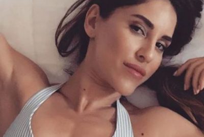 Yatak öncesi pozu olay oldu!