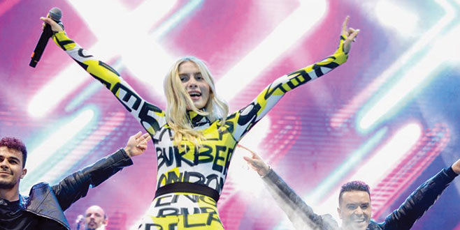 Kesenin ağzını açtı