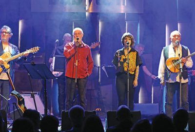 Yıllar sonra aynı sahnedeler