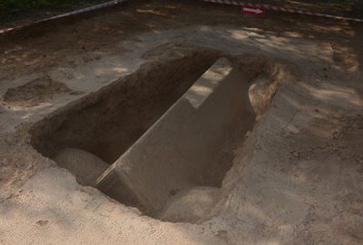 İznik’teki zeytinlikte mozaikli lahit bulundu