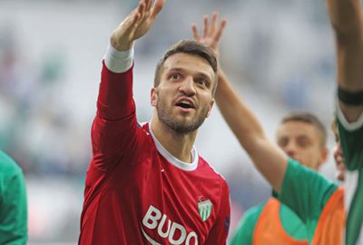 Okan görüşme odasına!