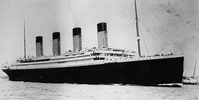 ‘Titanic 2’ için tarih verildi 1912 yılında çıktığı ilk yolculukta bir buz dağına çarparak batan