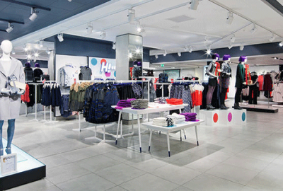 İngiliz perakende devi 50 mağazasını kapatacak