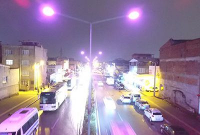 Bursa’da sokak lambaları meme kanseri için pembe yandı