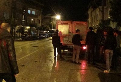 Yaralı kediye sahip çıktılar