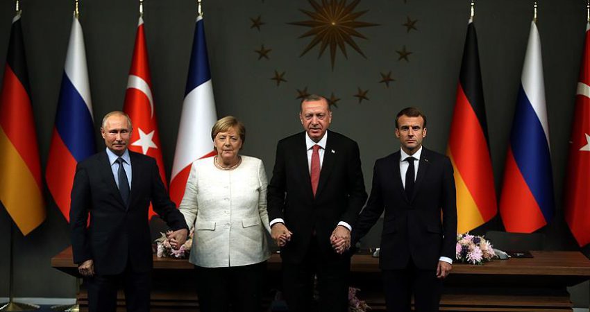 Cumhurbaşkanı Erdoğan'ın ev sahipliğinde Rusya Devlet Başkanı Putin, Fransa Cumhurbaşkanı