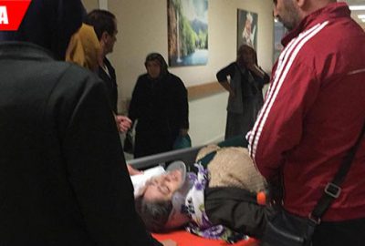 Çarptığı kadının yanından ayrılmadı