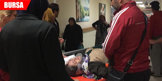 Çarptığı kadının yanından ayrılmadı