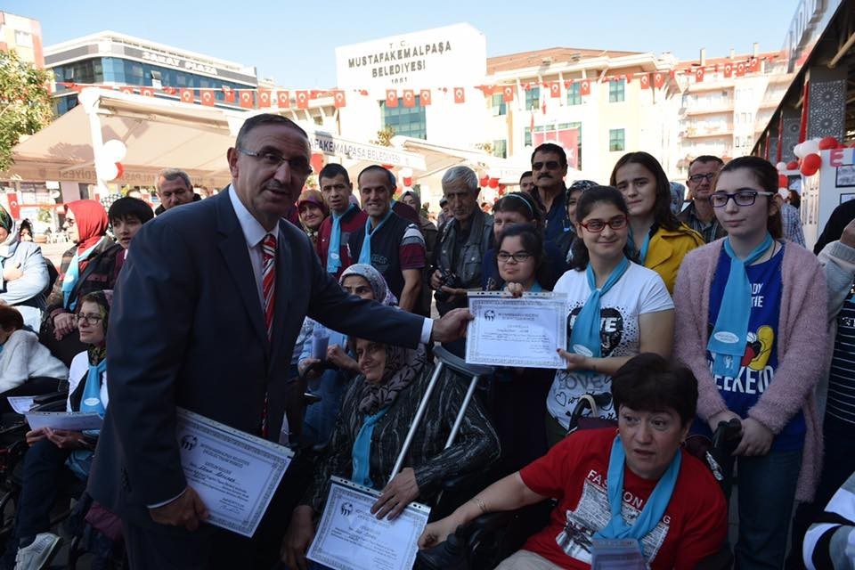 Engelsiz sergi Engelsiz sergi