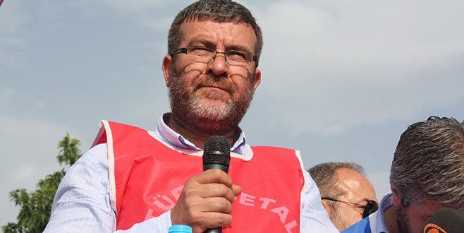 Türk-İş 8. Bölge’de bayrak değişimi Türk-İş 8. Bölge’de bayrak değişimi