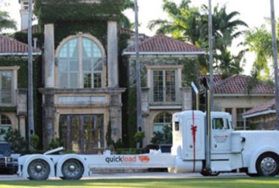 Türk sosyetik güzelden eşine 2 milyon değerinde doğum günü hediyesi