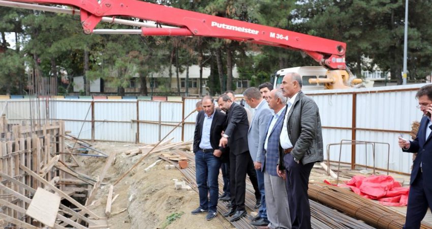 Sağlıklı Hayat Merkezi hızla yükseliyor Bursa'nın Gürsu ilçesinde Sağlıklı Hayat Merkezi'nin inşaatı devam ediyor.