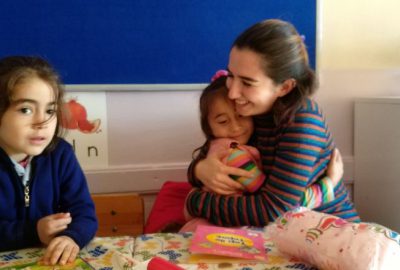 Üniversiteli Sedanur, kendisini köy çocuklarına adadı