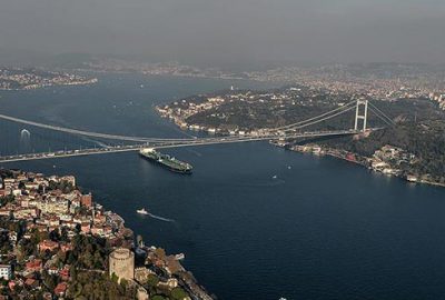İstanbul Boğazı bir süreliğine gemi geçişlerine kapatıldı