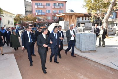 Yenişehir meydanına kavuşuyor