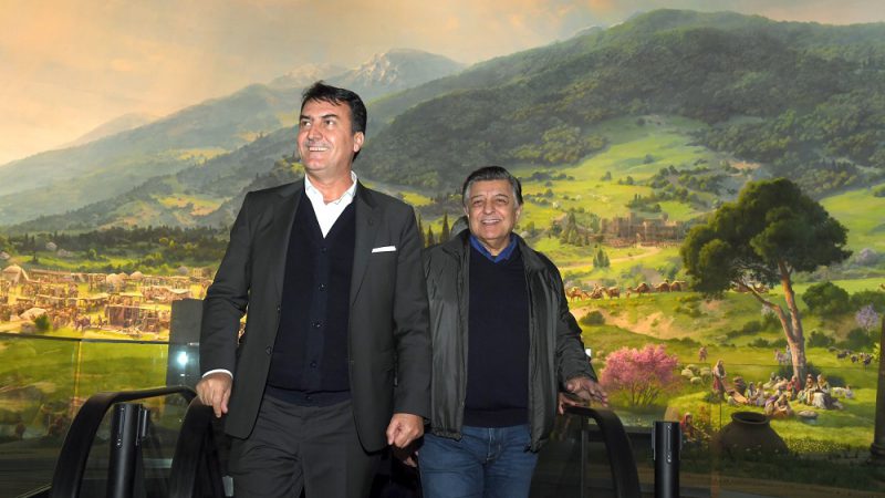 Teknik direktör Yılmaz Vural, Osmangazi Belediyesi tarafından yapılan ve Bursa'nın