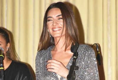 İlk sahne sınavını geçti