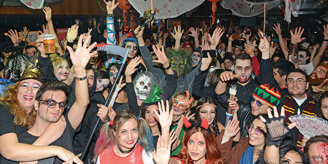 Bursa’yı cadılar bastı