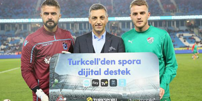 Turkcell, maç öncesi kaptanlarla buluştu Turkcell, maç öncesi kaptanlarla buluştu