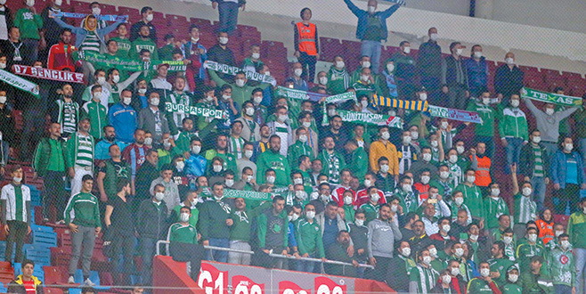 Taraftar hiç susmadı Taraftar hiç susmadı