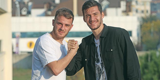 Kim demiş ona futbolcu diye Kim demiş ona futbolcu diye