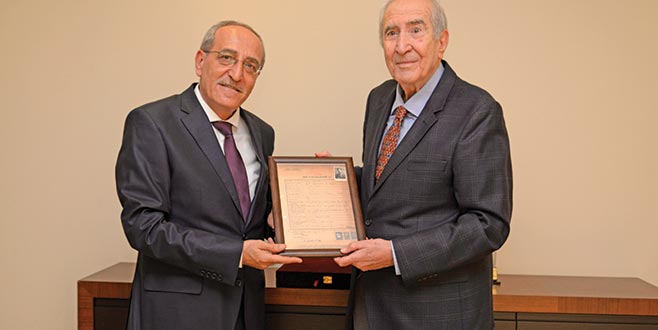 Kağıtçıbaşı’na büyük sürpriz