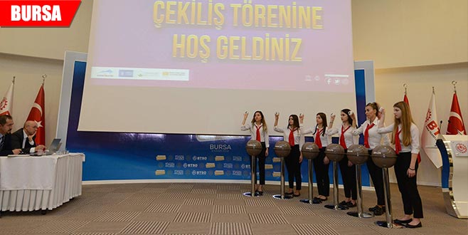 100 liralık alışveriş yaptılar, 10 otomobil kazandılar