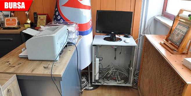 Okulu soyan hırsızlar, güvenlik kamerası kayıtlarını da çaldı