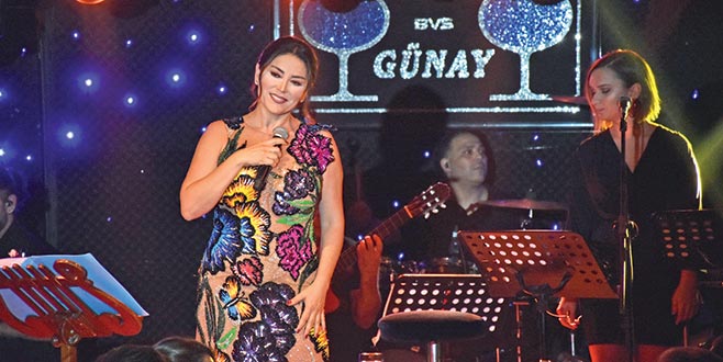 Ustasını unutmadı