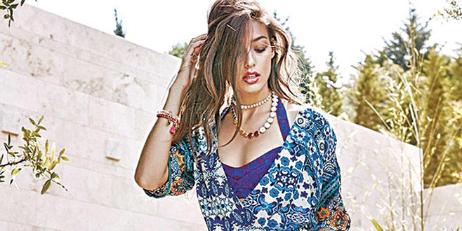 Mücevher tanıtacak