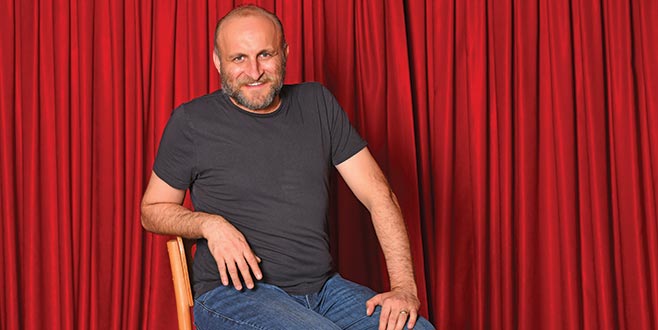 Ünlü komedyen sahnelere geri dönüyor