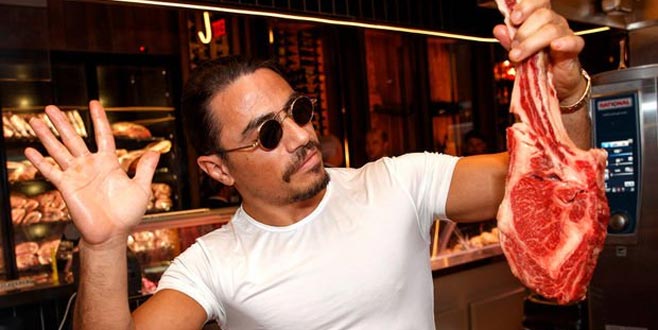 Ünlü Instagram hesabının ‘Nusret’ videosu, sosyal medyayı kırdı geçirdi