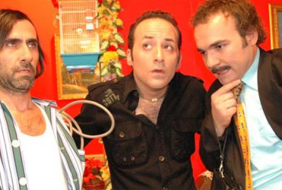 Mutlu haberi sosyal medyadan duyurdu! 55 yaşındaki oyuncu baba oluyor