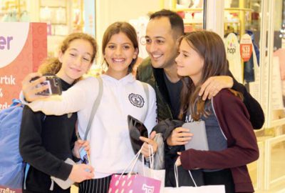 Sarp’ın genç hayranları