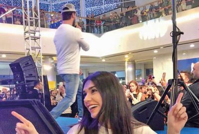 Sinan söyledi Burcu oynadı