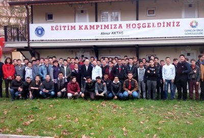 Gençler eğitim için Karacaali’de kampa girdi