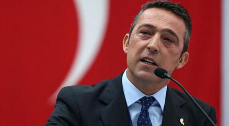 Ali Koç’tan “Aday olacak mısınız” sorusuna cevap… Fenerbahçe Kulübü Başkanı Ali Koç, gündeme dair önemli açıklamalarda bulundu.