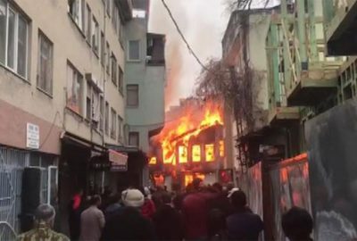 Tarihi Kayhan Çarşısı’nda yangın