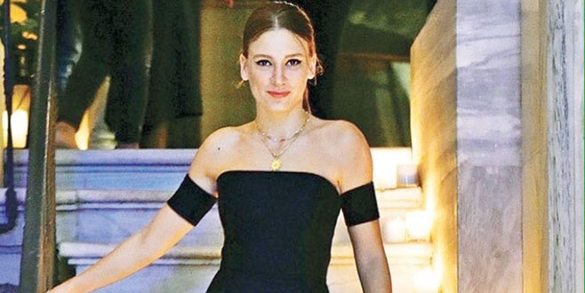 Serenay’a şarkı yasağı Serenay’a şarkı yasağı