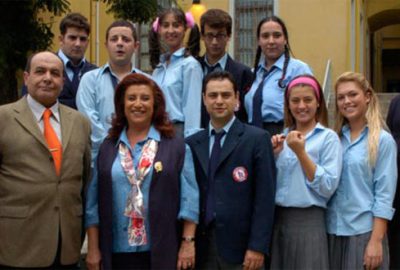 Ünlü oyuncunun evinde yangın çıktı!