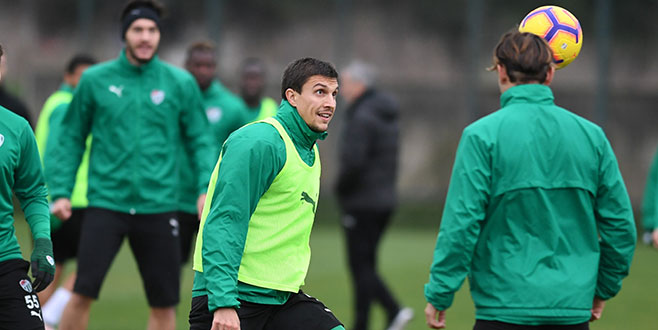 Bursaspor taktik çalıştı Bursaspor taktik çalıştı