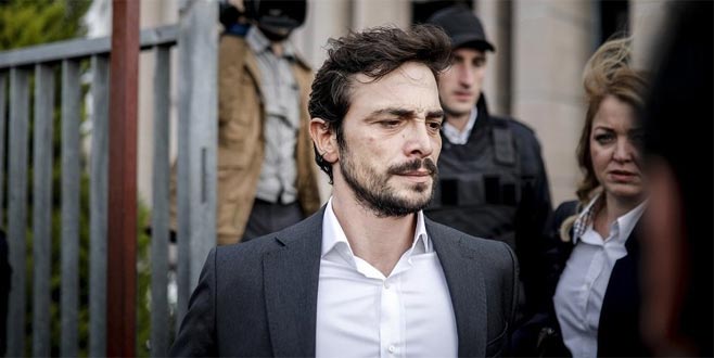 Kural’a tepkiler konsere taşındı! Ünlü şarkıcı ne yapacağını şaşırdı