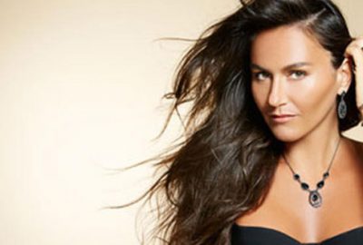 Eda’dan banyo pozu