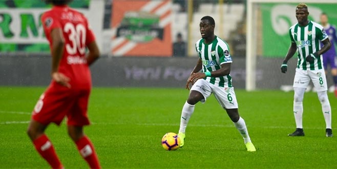 Saivet ıslıklandı